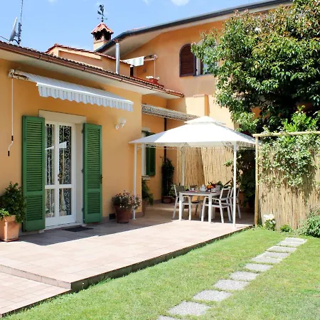 Le Camelie By Interhome בית נופש *